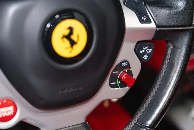 2015 Ferrari California T - Image 16 of 21