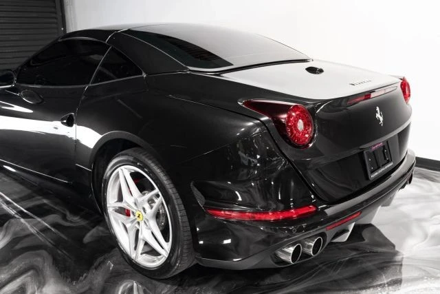 2015 Ferrari California T - Image 7 of 21