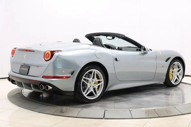 2015 Ferrari California T - Image 5 of 31