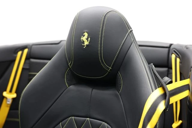 2015 Ferrari California T - Image 18 of 31