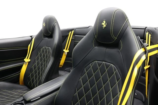 2015 Ferrari California T - Image 17 of 31