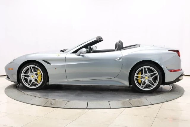 2015 Ferrari California T - Image 9 of 31