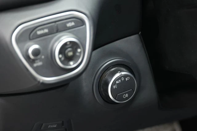 2015 Ferrari California T - Image 24 of 31