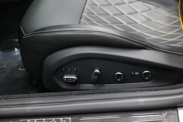 2015 Ferrari California T - Image 15 of 31