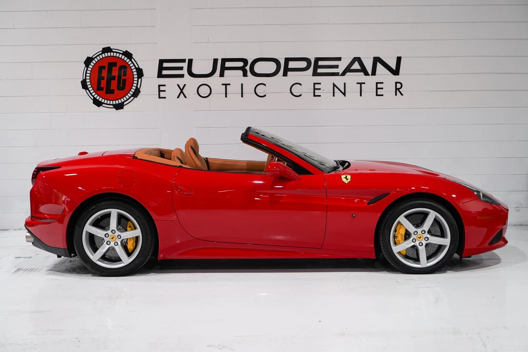 2015 Ferrari California T - Image 6 of 31