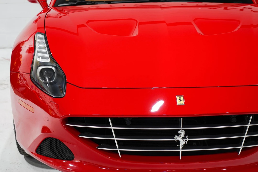 2015 Ferrari California T - Image 29 of 31
