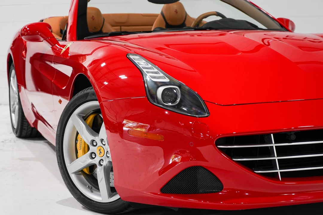 2015 Ferrari California T - Image 26 of 31