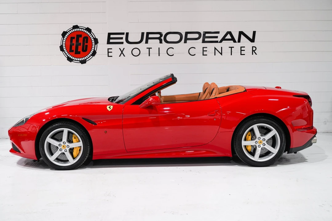 2015 Ferrari California T - Image 7 of 31