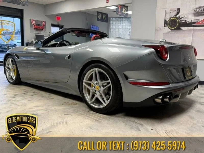 2015 Ferrari California T - Image 8 of 12