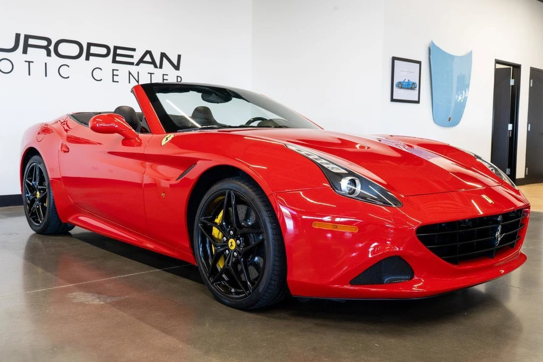 2015 Ferrari California T - Image 25 of 31