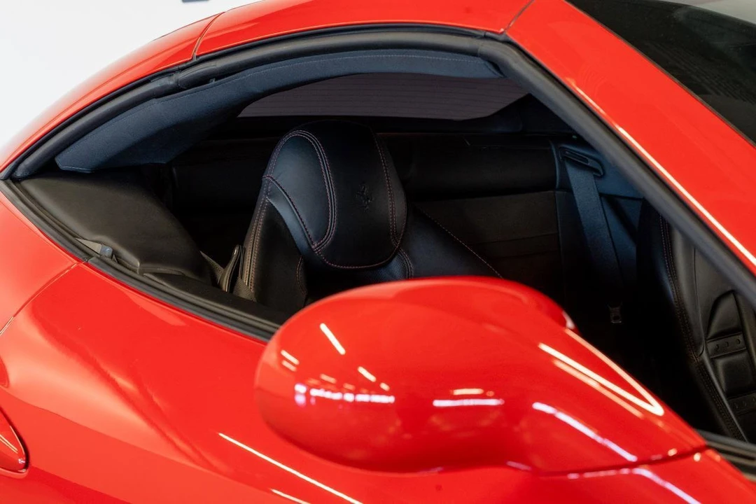 2015 Ferrari California T - Image 31 of 31