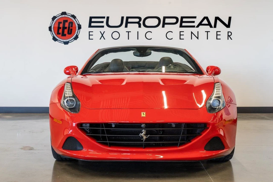 2015 Ferrari California T - Image 30 of 31