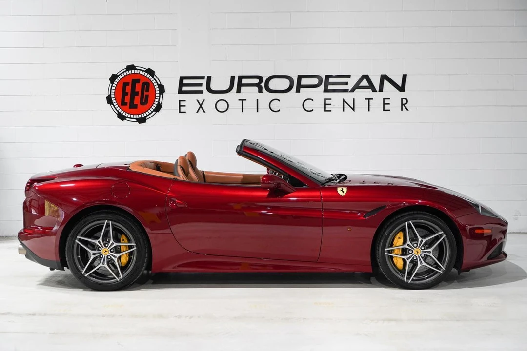 2015 Ferrari California T - Image 6 of 21
