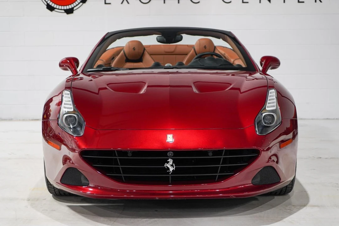 2015 Ferrari California T - Image 5 of 21