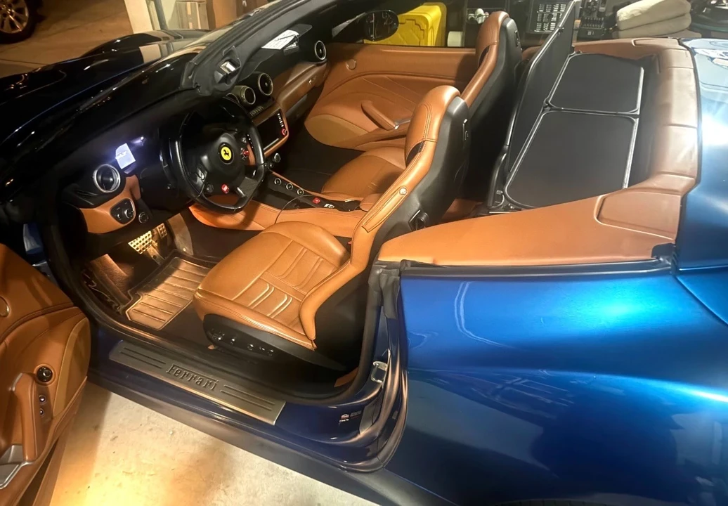 2015 Ferrari California T - Image 10 of 12