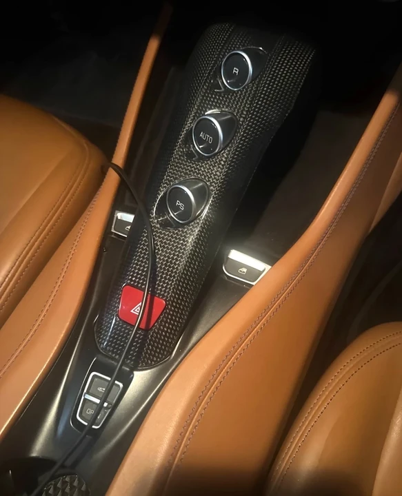2015 Ferrari California T - Image 11 of 12