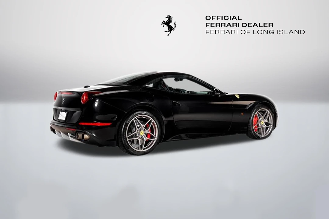 2015 Ferrari California T - Image 2 of 31