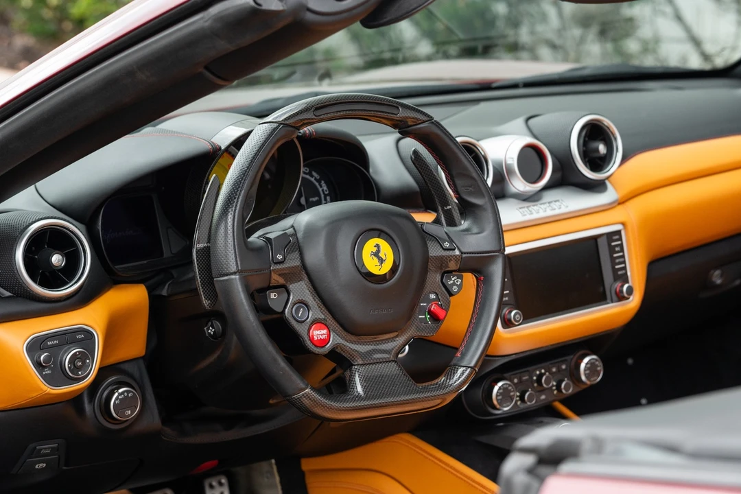 2015 Ferrari California T - Image 5 of 21