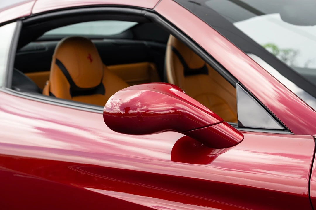 2015 Ferrari California T - Image 10 of 21