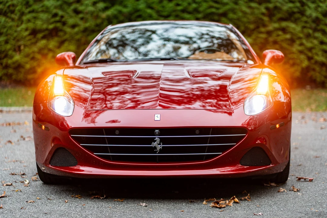 2015 Ferrari California T - Image 21 of 31