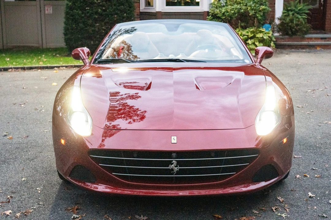 2015 Ferrari California T - Image 28 of 31