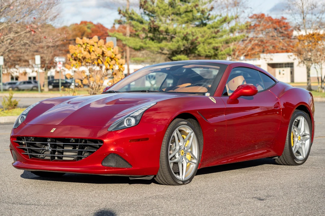 2015 Ferrari California T - Image 17 of 31