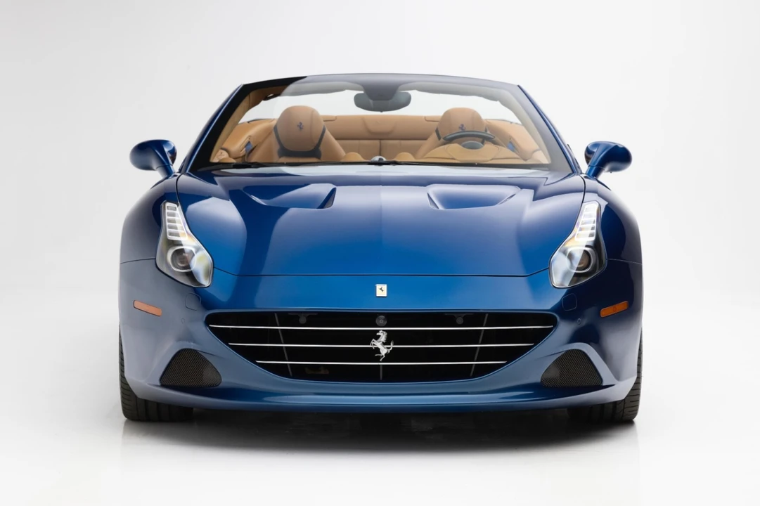 2015 Ferrari California T - Image 5 of 21