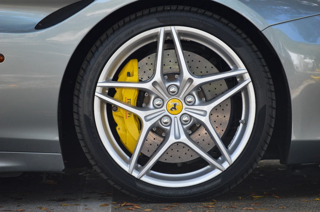2015 Ferrari California T - Image 25 of 31