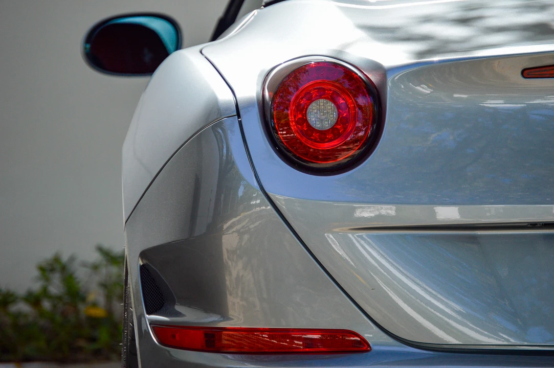 2015 Ferrari California T - Image 17 of 31