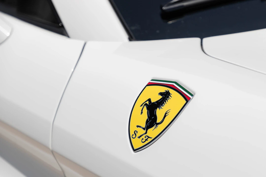 2015 Ferrari California T - Image 31 of 31
