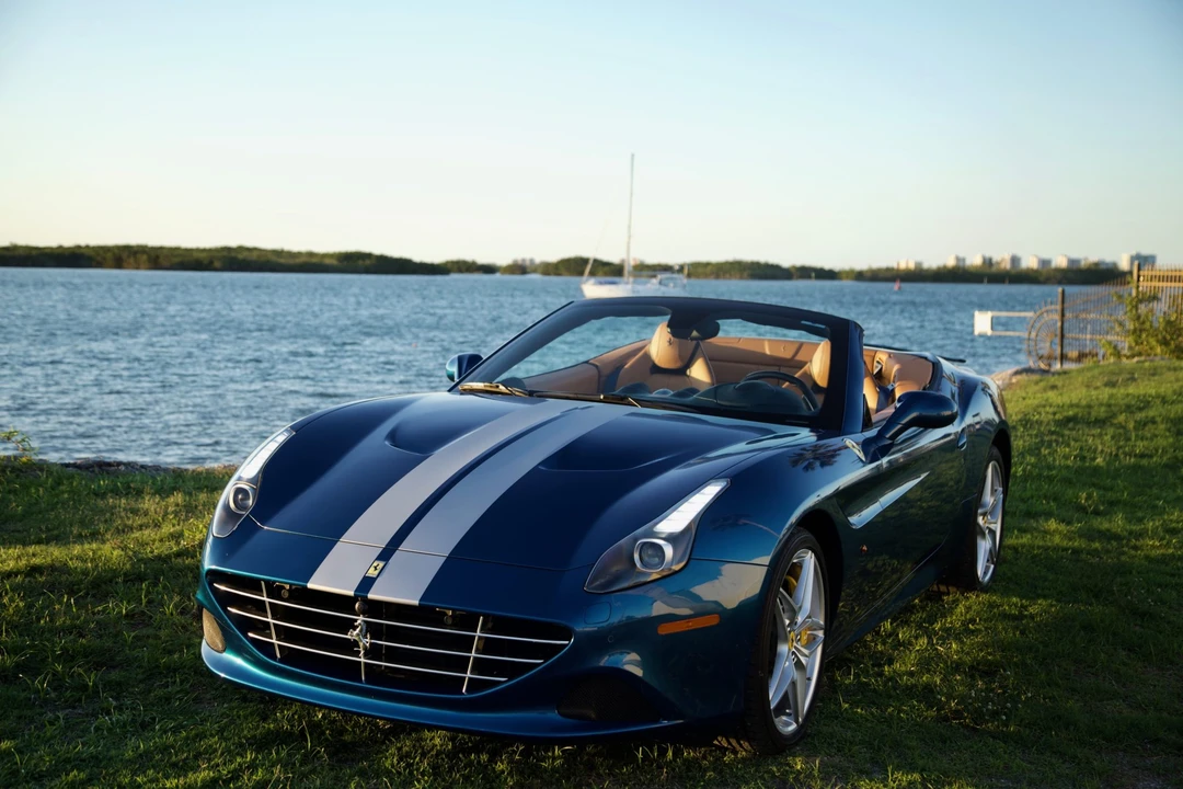 2015 Ferrari California T - Image 3 of 31