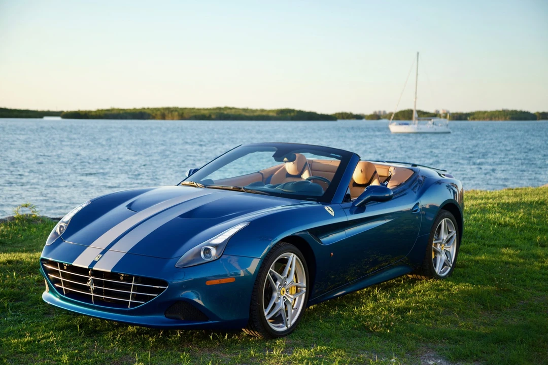 2015 Ferrari California T - Image 6 of 31