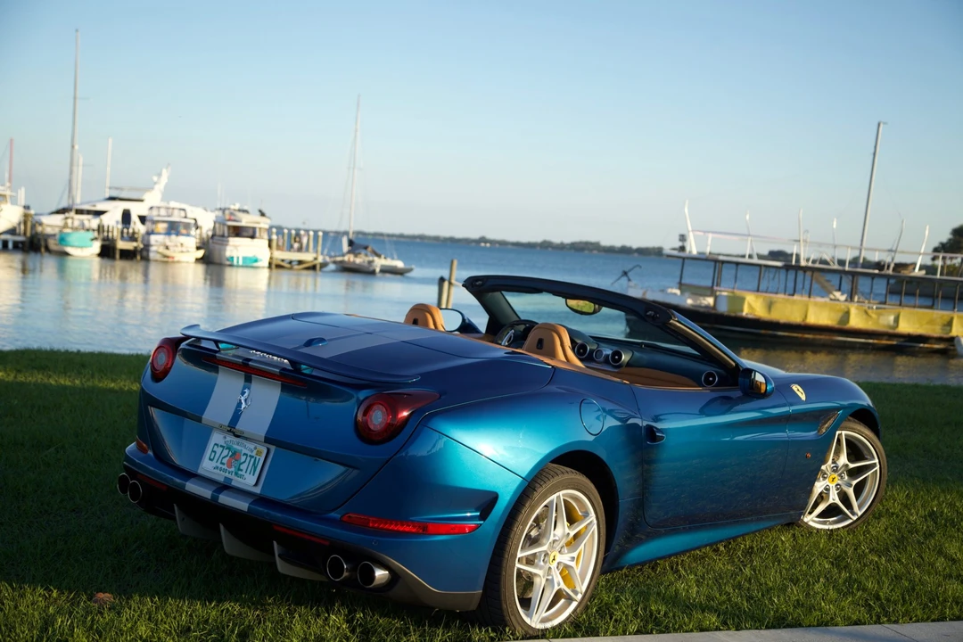 2015 Ferrari California T - Image 20 of 31