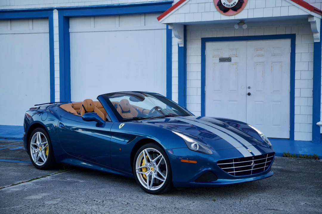 2015 Ferrari California T - Image 23 of 31