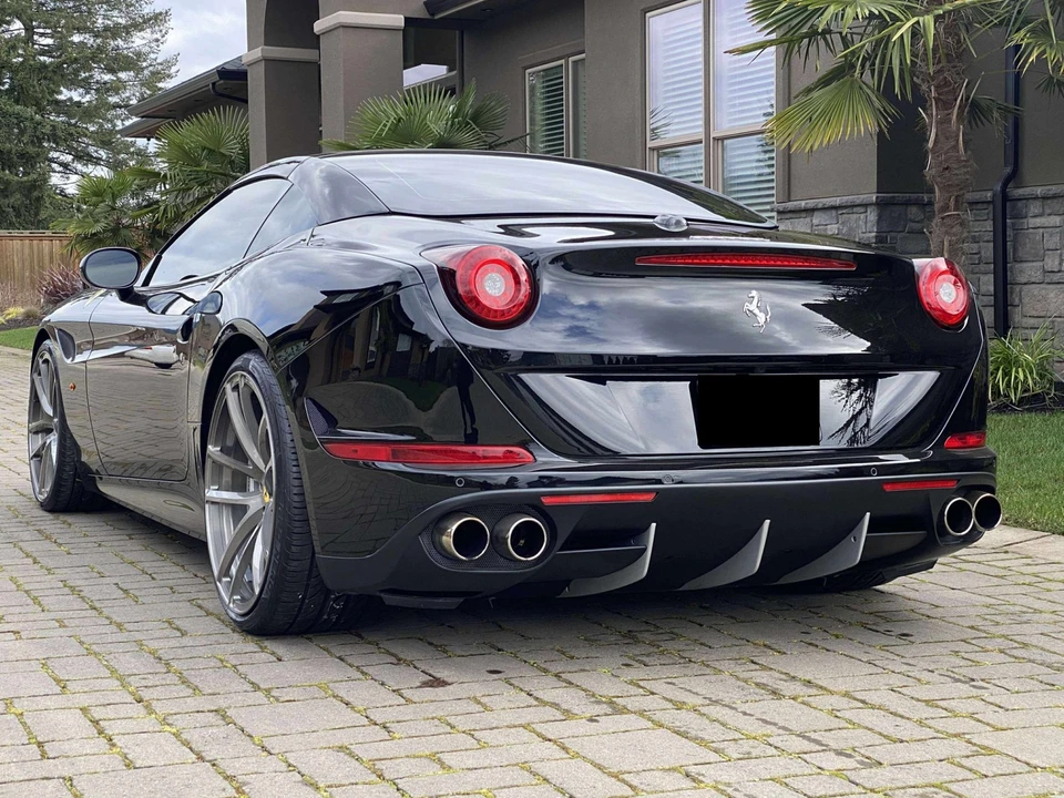 2015 Ferrari California T - Image 2 of 12