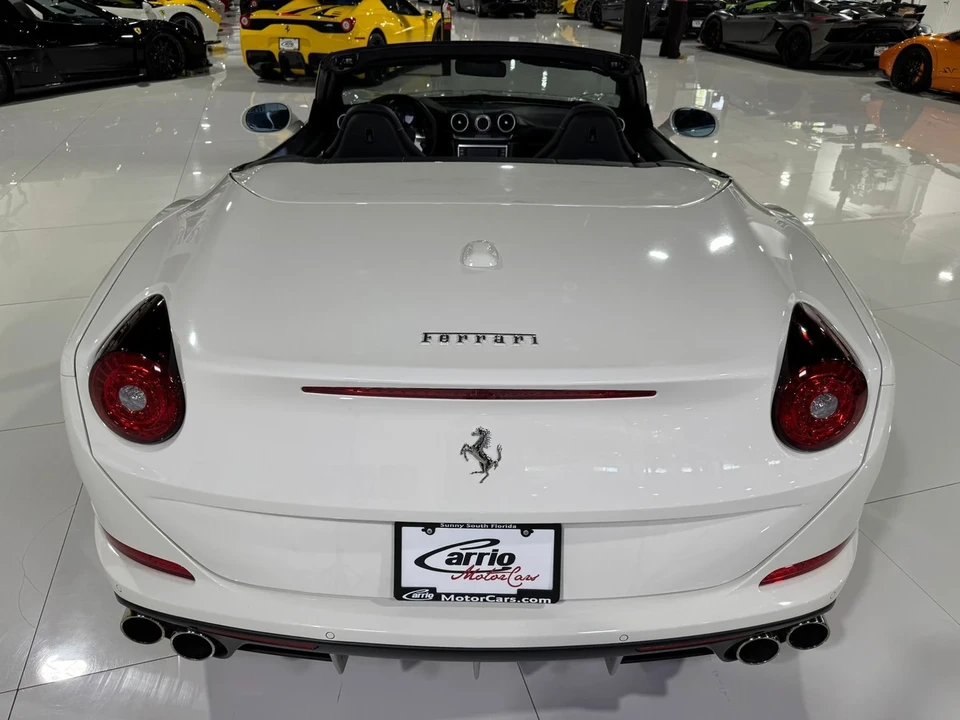 2015 Ferrari California T - Image 6 of 12