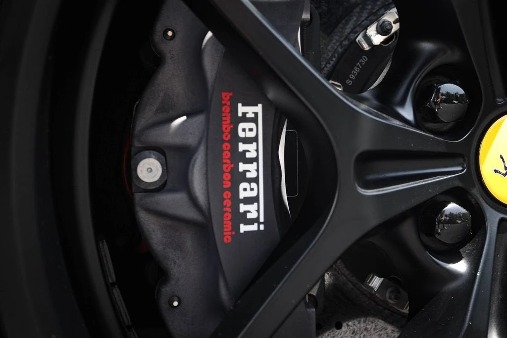 2015 Ferrari California T - Image 17 of 31