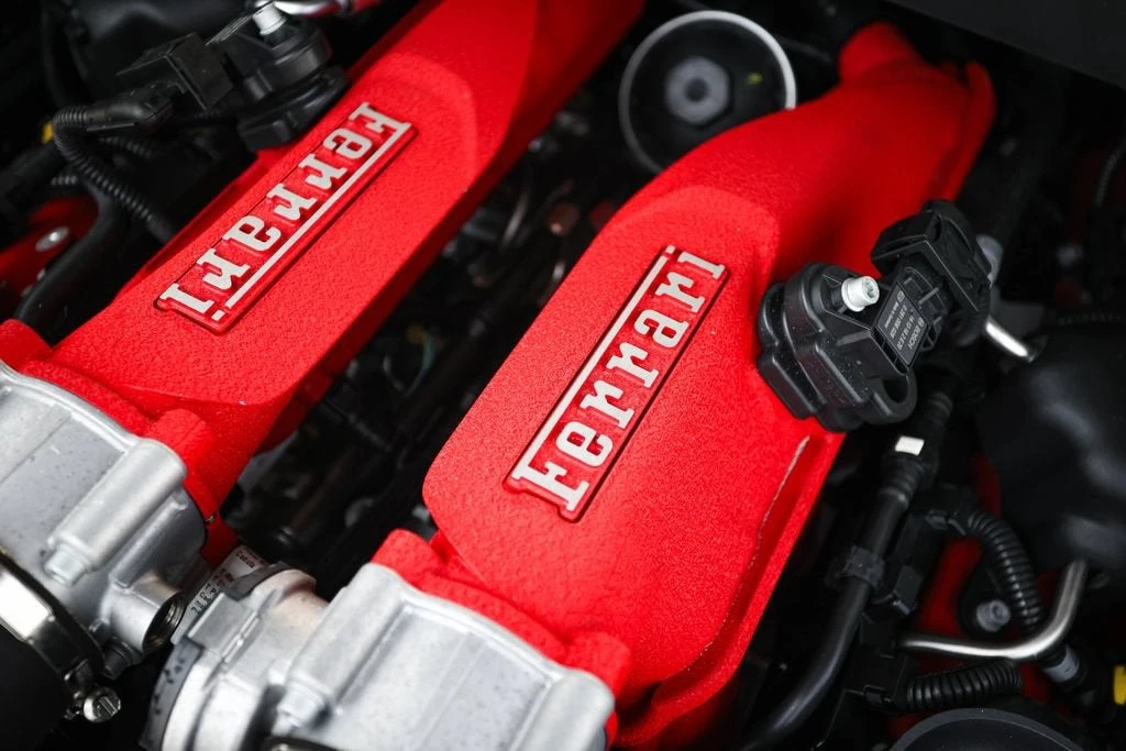 2015 Ferrari California T - Image 28 of 31