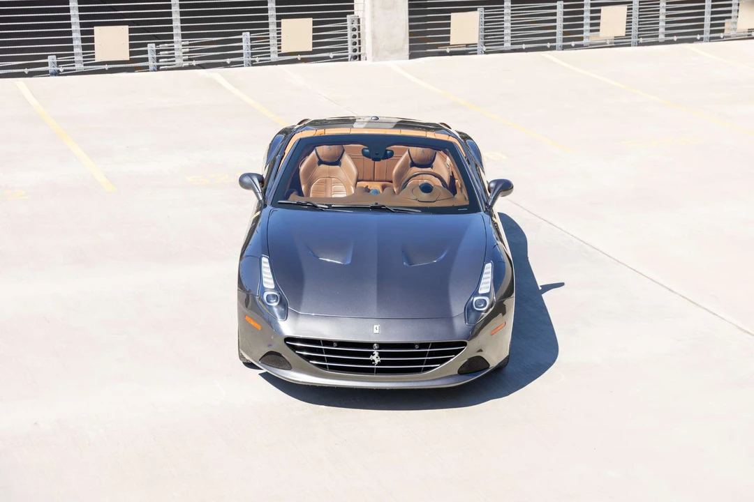2015 Ferrari California T - Image 18 of 31