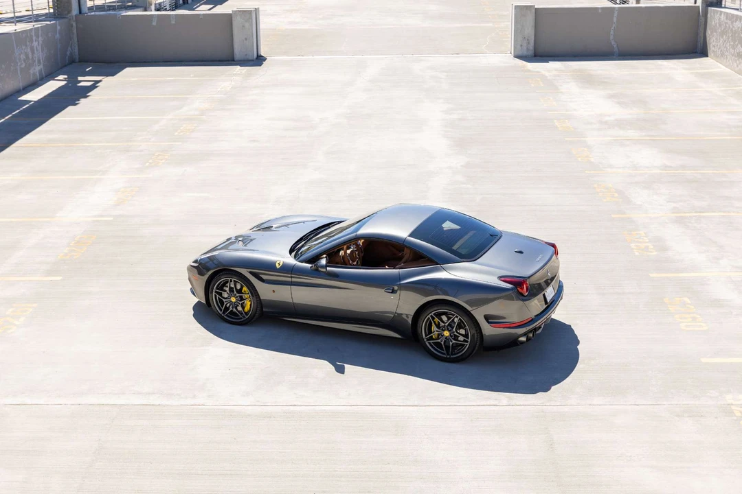 2015 Ferrari California T - Image 20 of 31