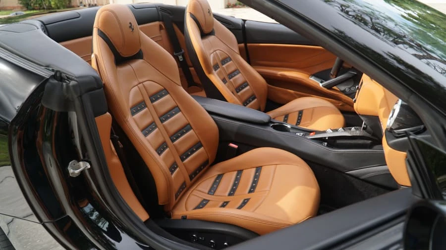 2015 Ferrari California T - Image 23 of 29