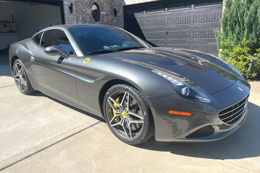 2015 Ferrari California T - Image 25 of 31