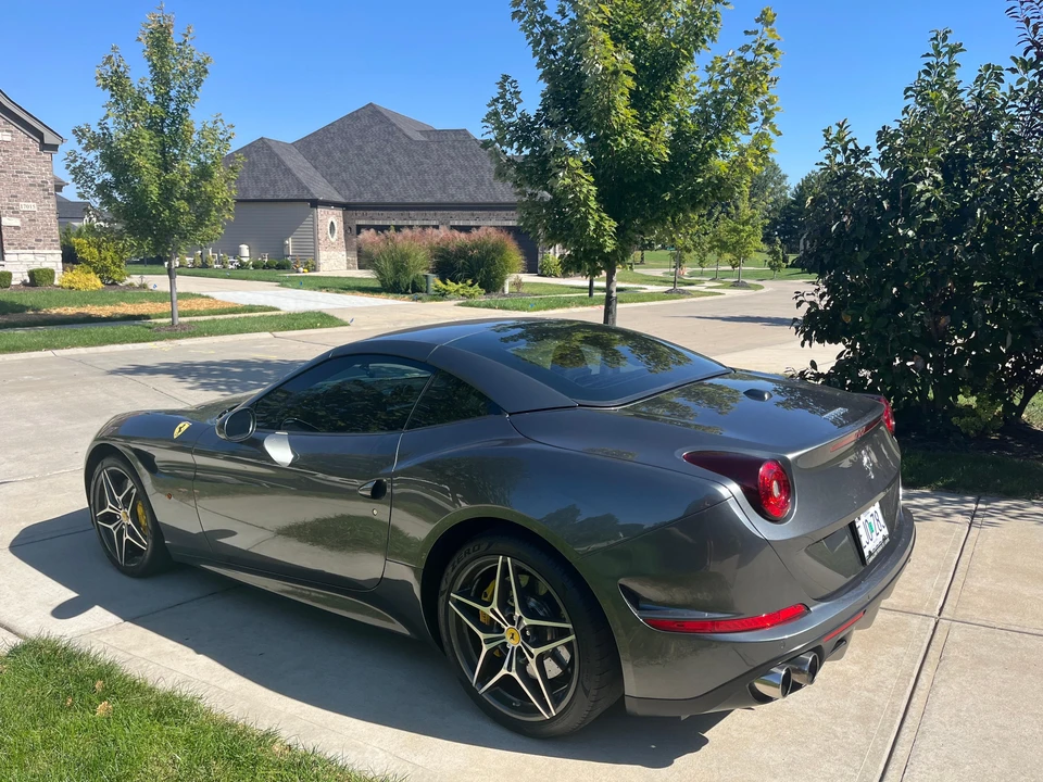 2015 Ferrari California T - Image 15 of 31