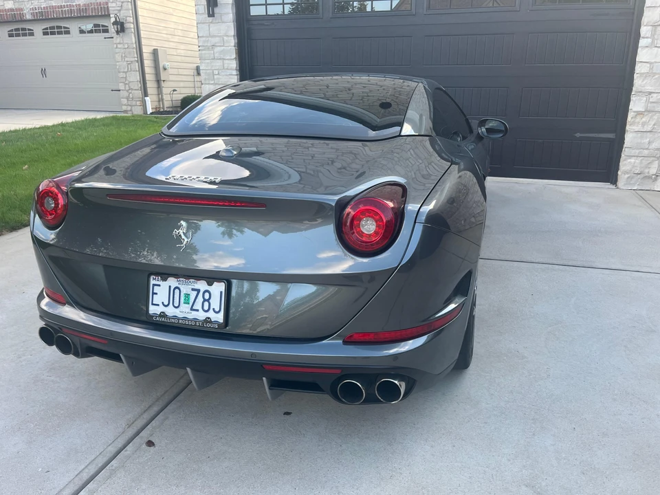 2015 Ferrari California T - Image 20 of 31