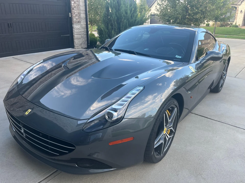 2015 Ferrari California T - Image 11 of 31