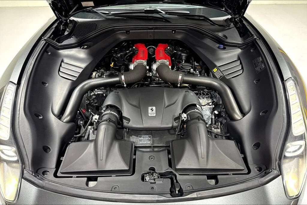 2015 Ferrari California T - Image 25 of 31
