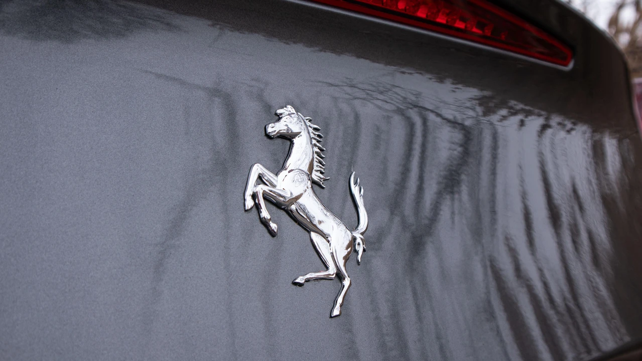 2015 Ferrari California T - Image 25 of 31