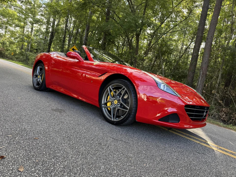 2015 Ferrari California T - Image 7 of 31