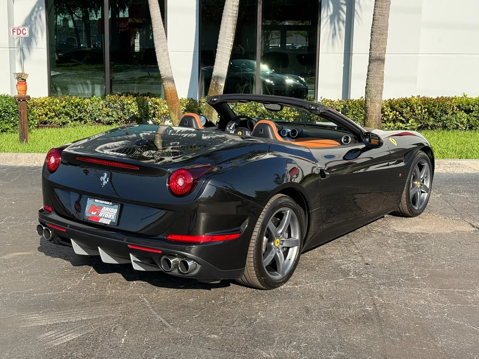 2015 Ferrari California T - Image 21 of 21