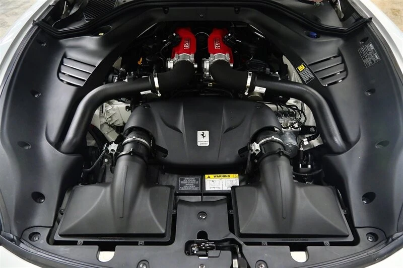 2015 Ferrari California T - Image 17 of 31